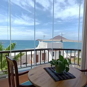 https://ocean-view-mdano-center.tenerifehoteles.net