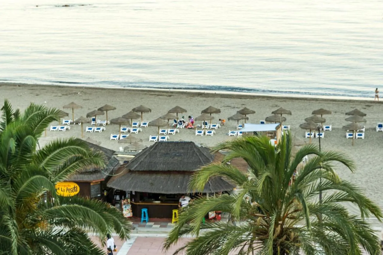 Bonito Apartamento En Primera Linea De Playa Estepona Spain
