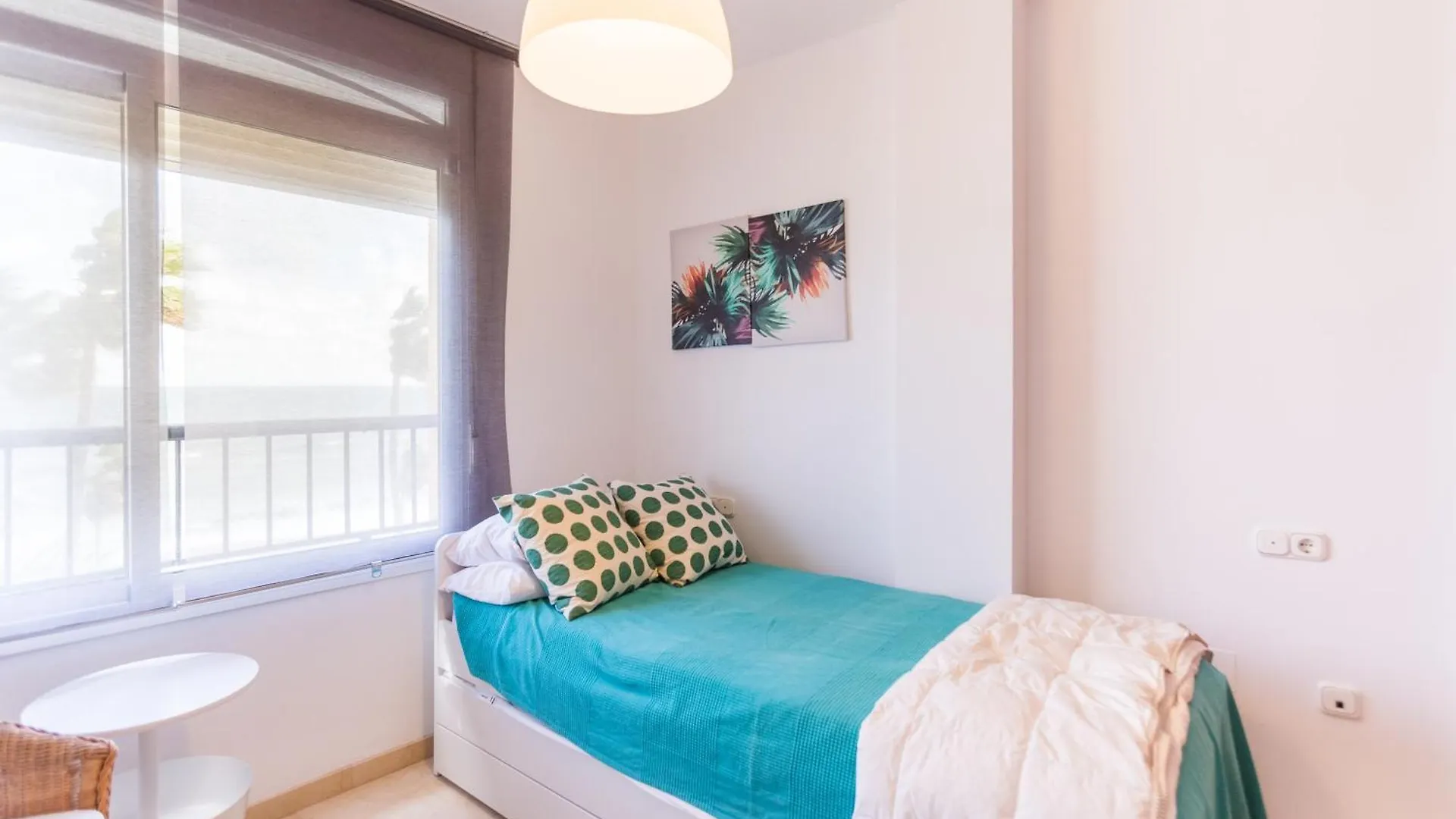 Bonito Apartamento En Primera Linea De Playa Estepona Apartment